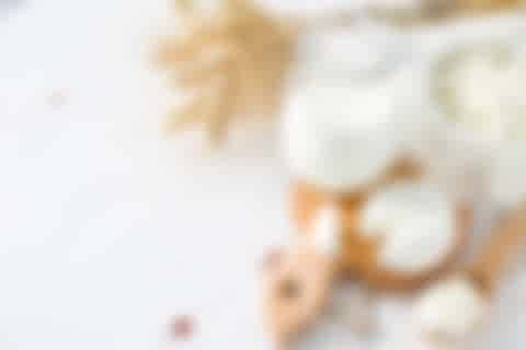Frische Milchprodukte (Milch + Käse) Frische Milchprodukte (Milch + Käse)