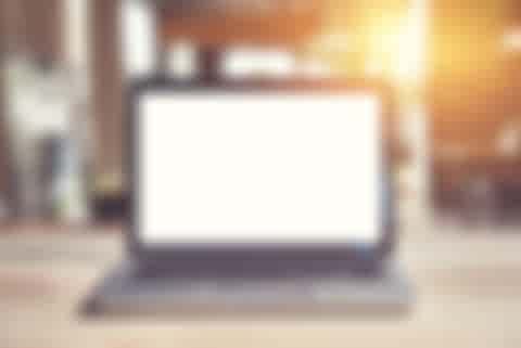 Laptop Laptop mit weißem Bildschirm